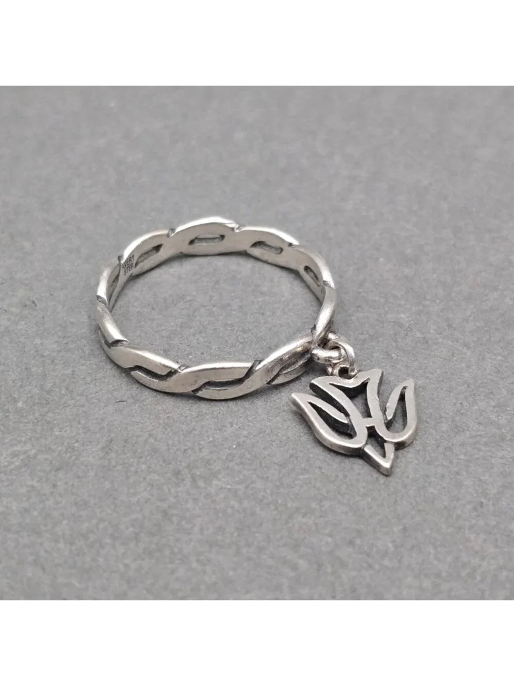 Retired Sterling Silver James Avery Descending Dove Ring Size 8 Twisted Band